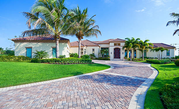 Best Interlocking Driveway Pavers  in Yale, OK